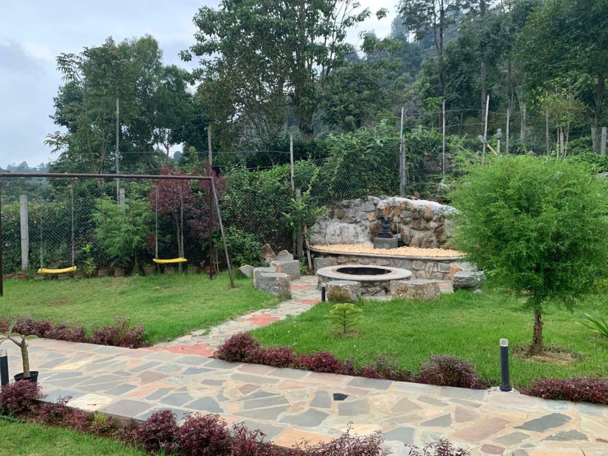 Silvertip Cafe & Homestay Kotagiri Exterior foto